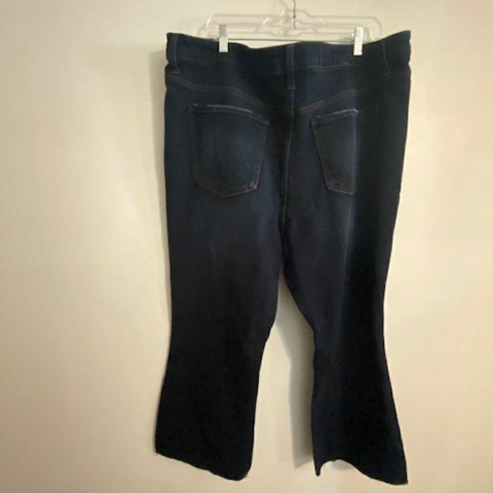 Terra & Sky distressed high rise Vintage crop bootcut, size 22W - Picture 2 of 3